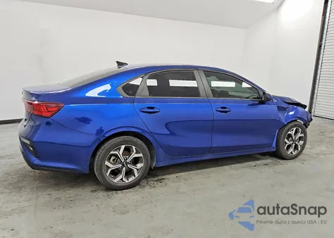 2021 Kia Forte Lxs из США, поврежденный, VIN 3KPF24AD0ME360492